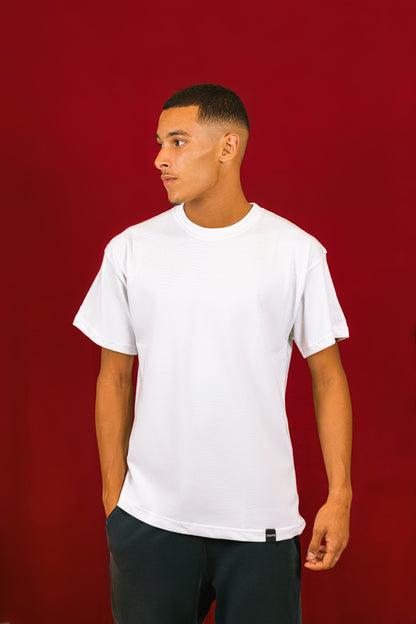 oversize white t-shirt